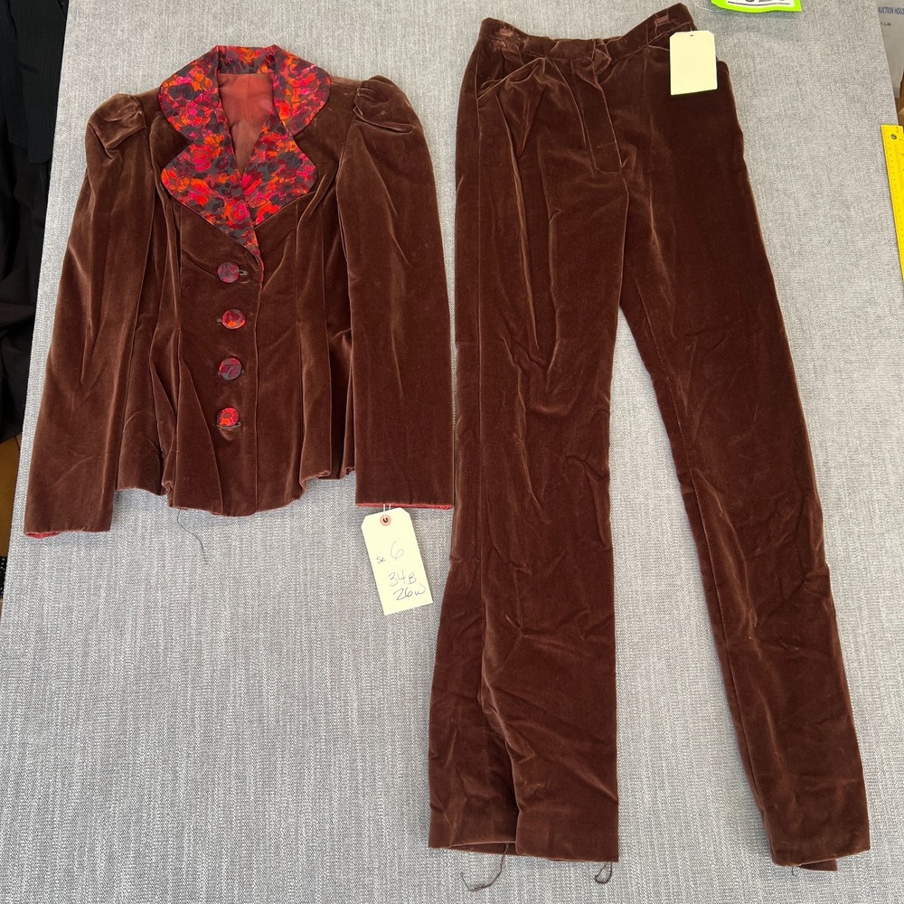 Womens 2-Piece Blazer & Pants Suit Set 6 26x33 Brown Velvet Floral Lapel Boho